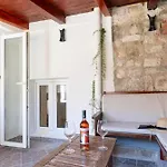 Bakaric Deluxe With Terrace شقة دوبروفينك