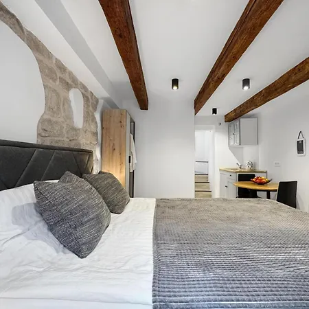 Bakaric Deluxe With Terrace *