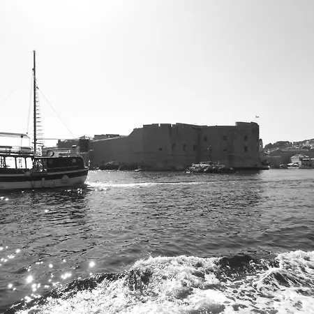 Διαμέρισμα Bakaric Deluxe With Terrace *